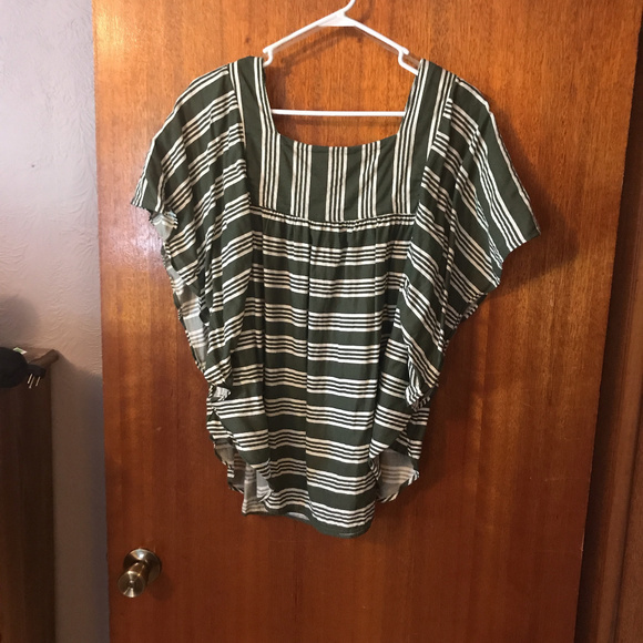 Time and Tru XL Tee - Picture 2 of 2